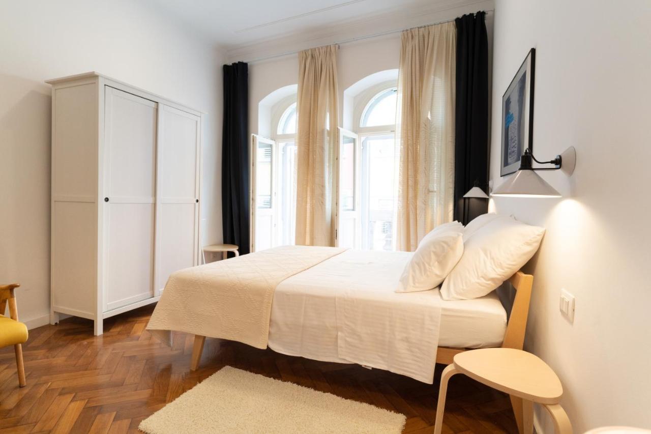 Mimi Carera Apartment & Room โรวีน ภายนอก รูปภาพ