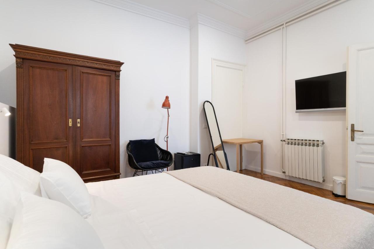 Mimi Carera Apartment & Room โรวีน ภายนอก รูปภาพ