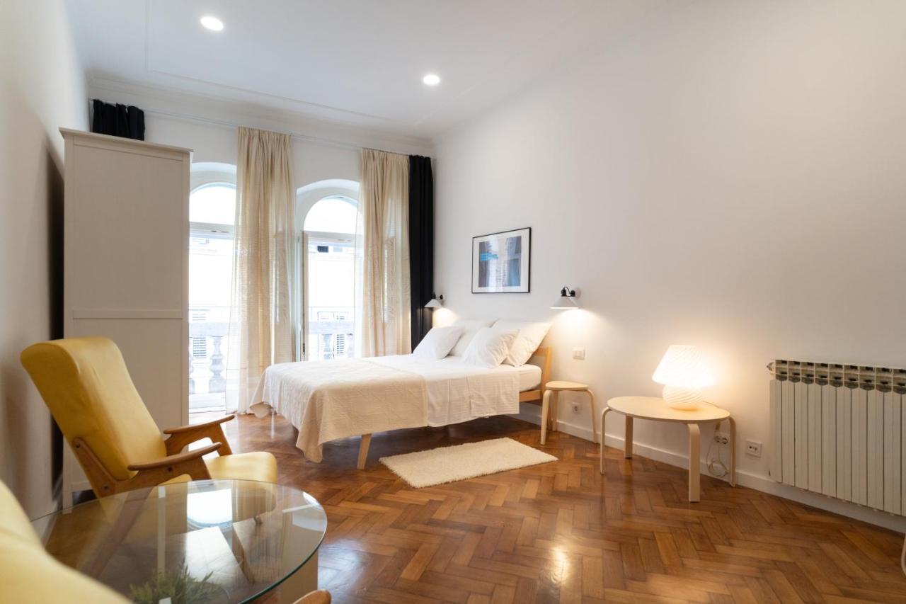 Mimi Carera Apartment & Room โรวีน ภายนอก รูปภาพ